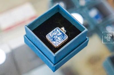 武漢大橋下的芝麻地 千年前的古瓷片與小飾物