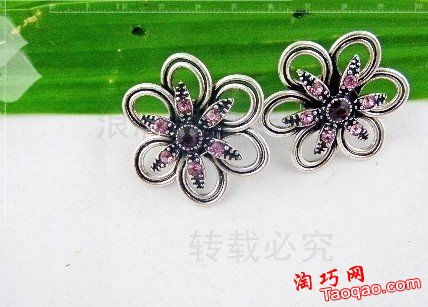 精致入微 掌握這些小飾品拍攝技巧，讓你的飾品照片脫穎而出